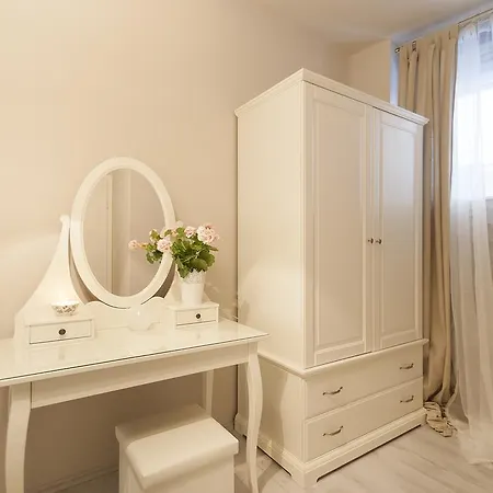 Orchid City Center * Rovinj